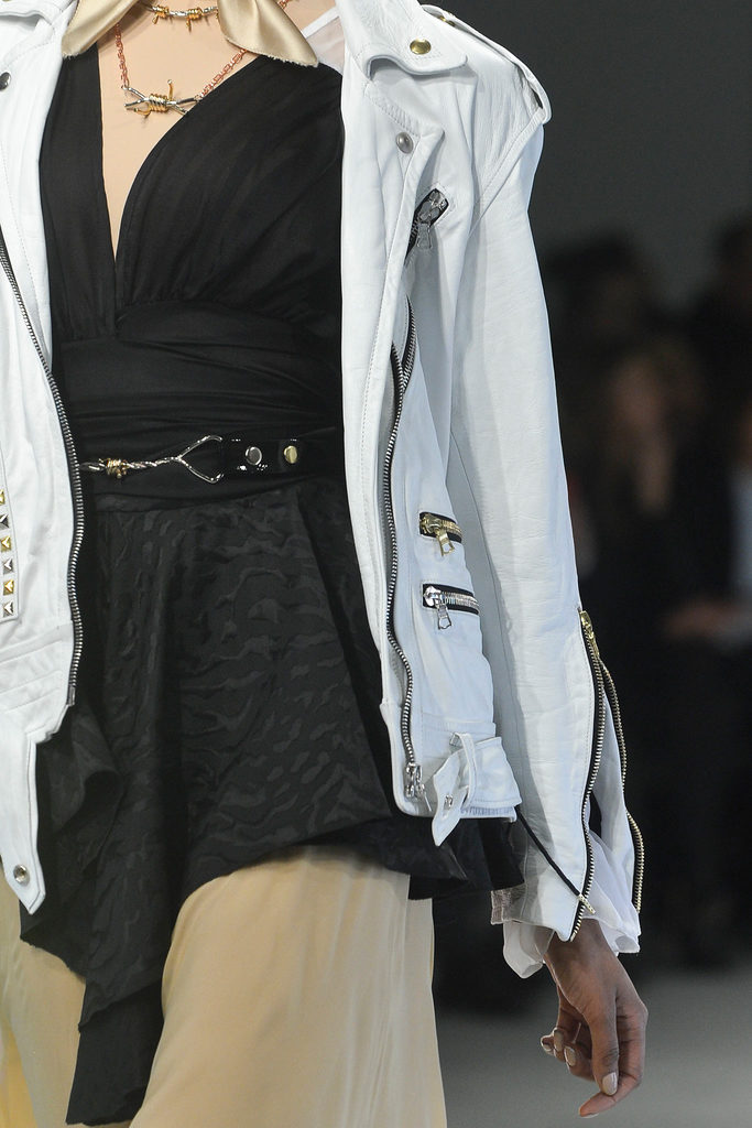 Rodarte 2013ﶬŮbϵУ~sr(sh)bܣDƬ