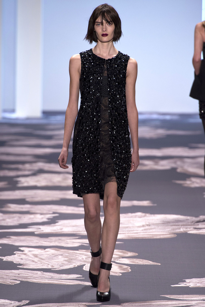 Vera Wang 2013ﶬŮװϵУŦԼʱװܣͼƬ