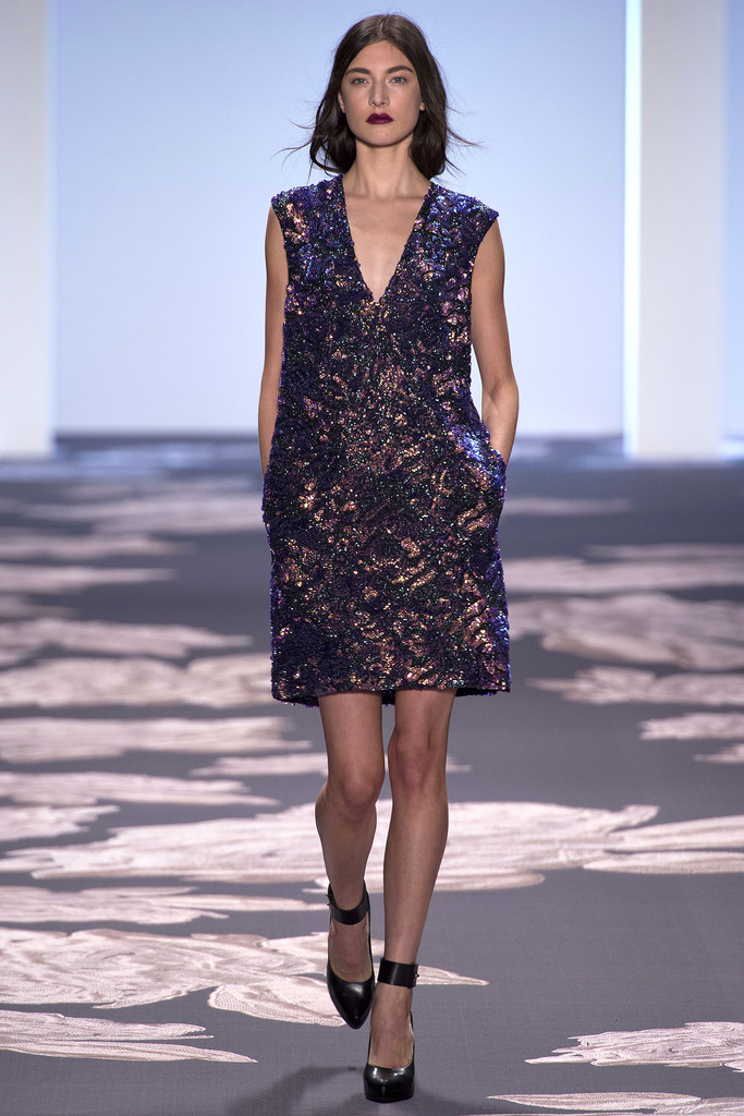 Vera Wang 2013ﶬŮװϵУŦԼʱװܣͼƬ