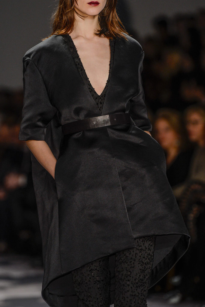 Vera Wang 2013ﶬŮװϵУŦԼʱװܣͼƬ