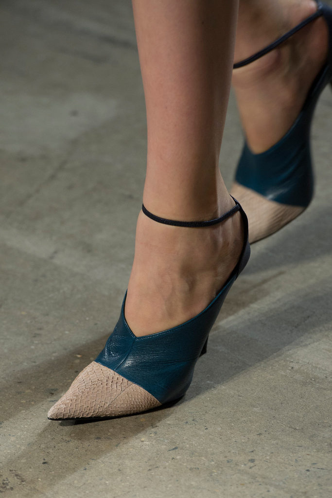Narciso Rodriguez 2013ﶬŮbϵУ~srbܣDƬ