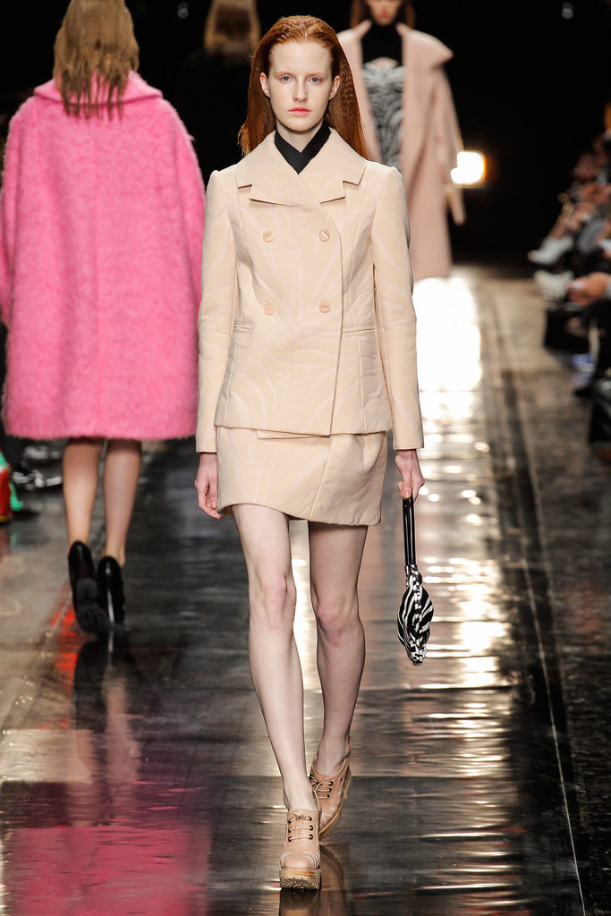 Carven 2013ﶬŮbϵУr(sh)bܣDƬ