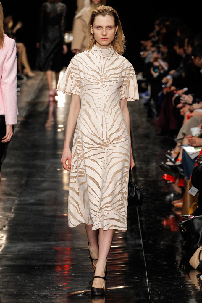Carven 2013ﶬŮbϵУr(sh)bܣDƬ