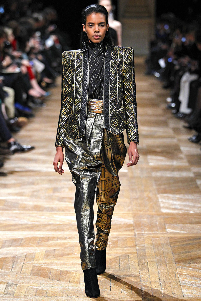 Balmain 2013ﶬŮװϵУʱװܣͼƬ