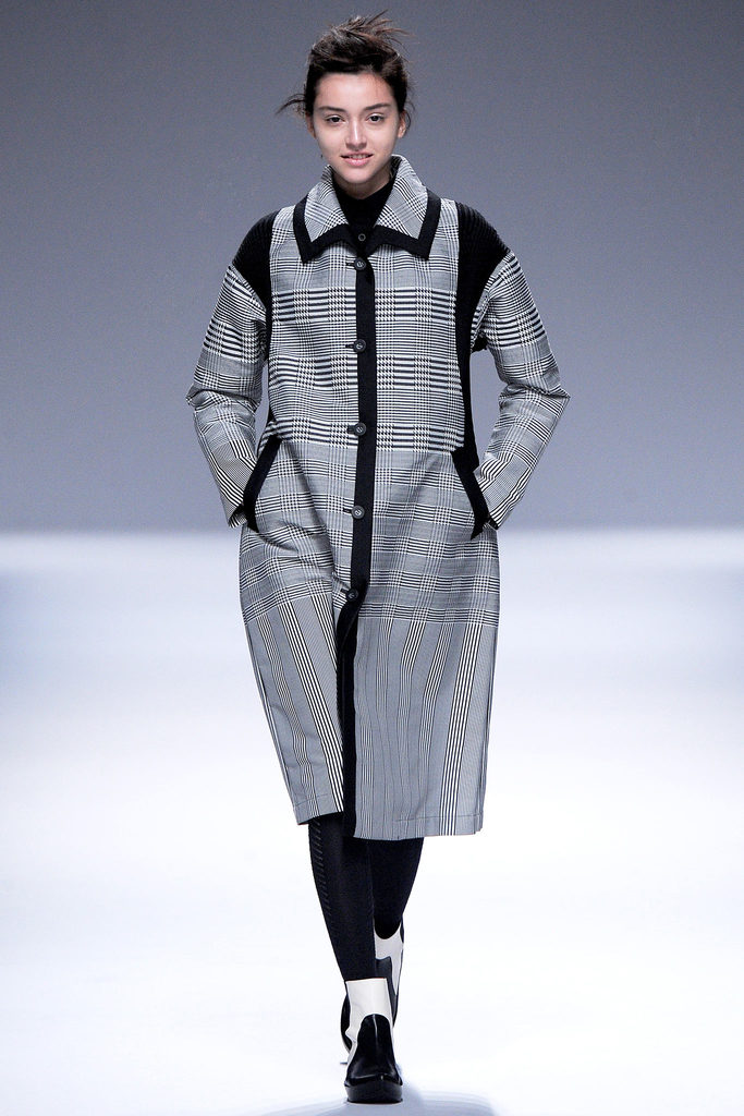 Issey Miyake 2013ﶬŮװϵУʱװܣͼƬ