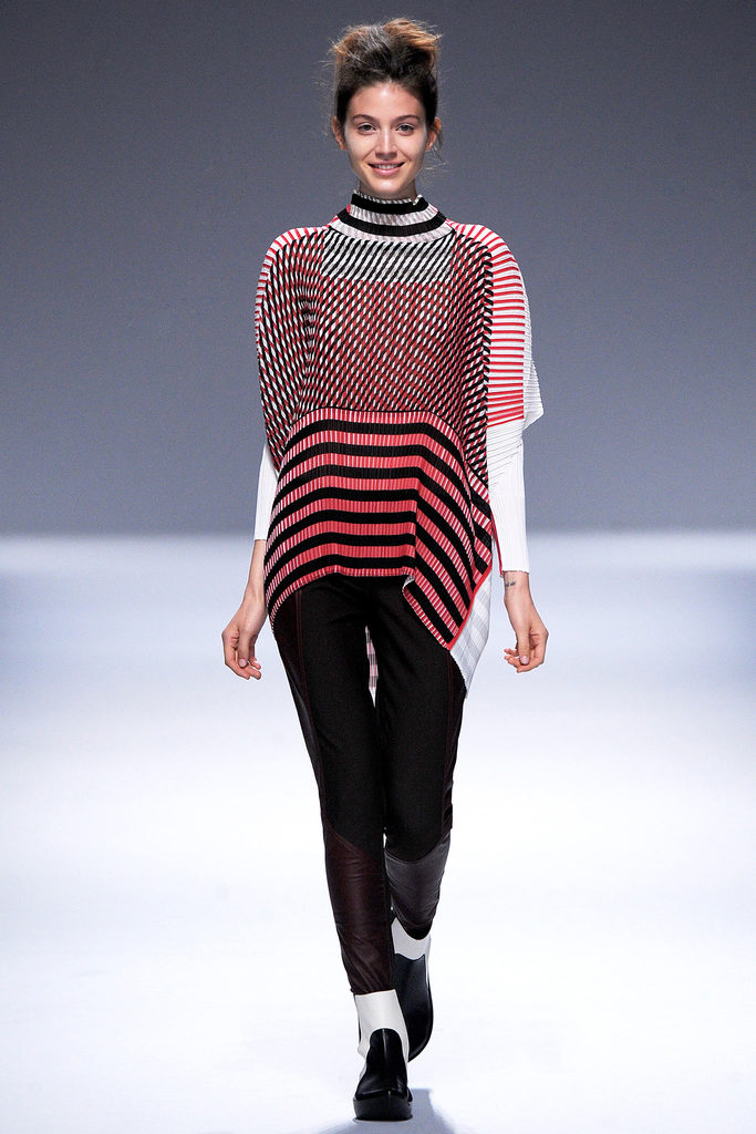 Issey Miyake 2013ﶬŮװϵУʱװܣͼƬ