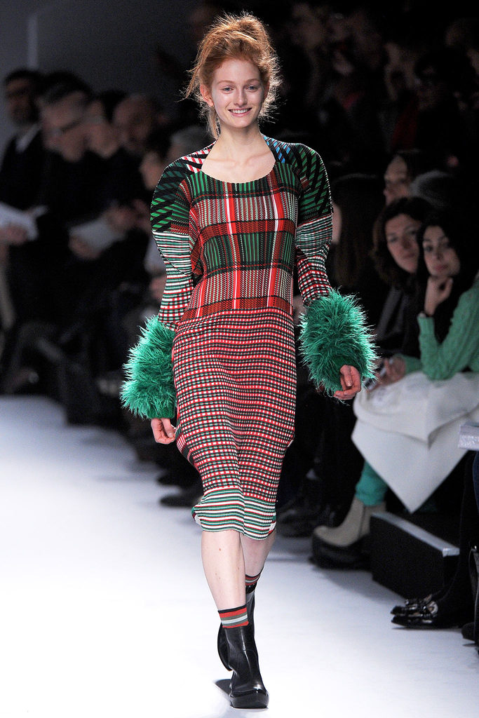 Issey Miyake 2013ﶬŮװϵУʱװܣͼƬ