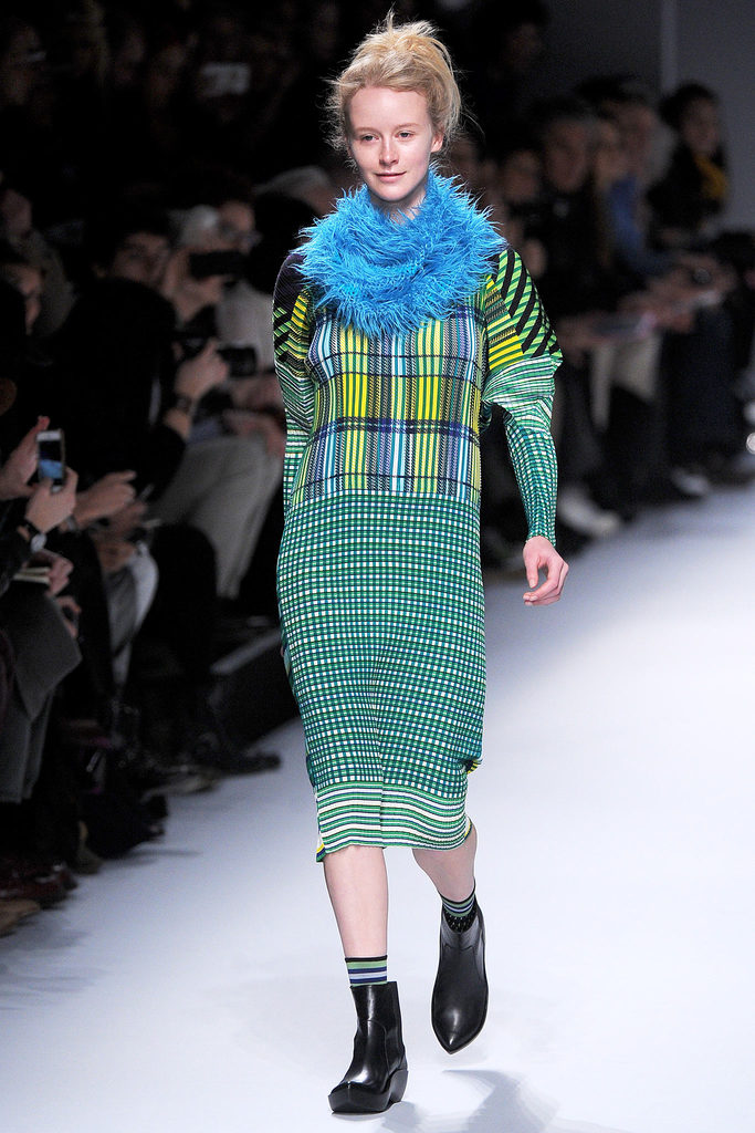 Issey Miyake 2013ﶬŮװϵУʱװܣͼƬ