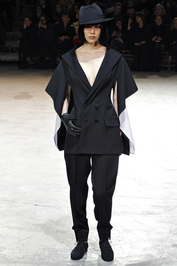 Yohji Yamamoto 2013ﶬŮװϵУʱװܣͼƬ