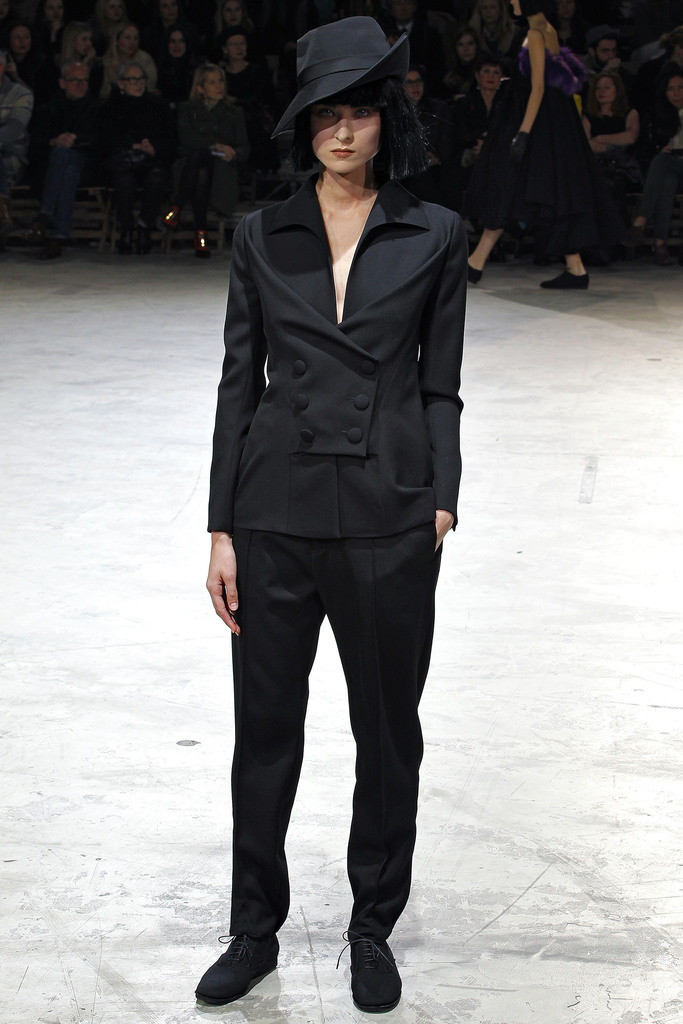 Yohji Yamamoto 2013ﶬŮװϵУʱװܣͼƬ