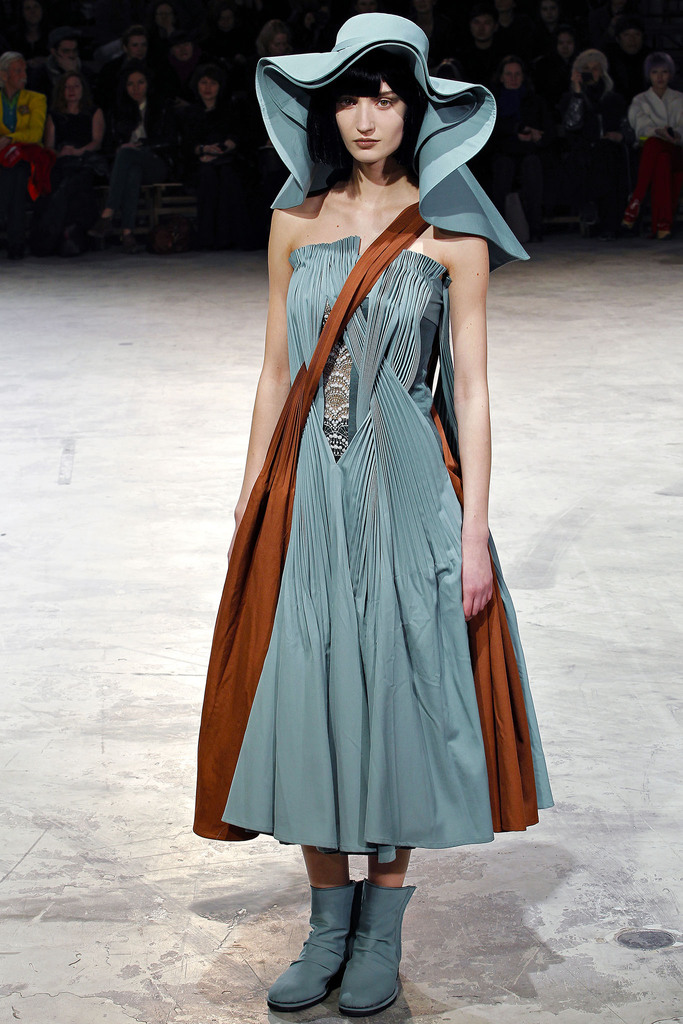 Yohji Yamamoto 2013ﶬŮװϵУʱװܣͼƬ