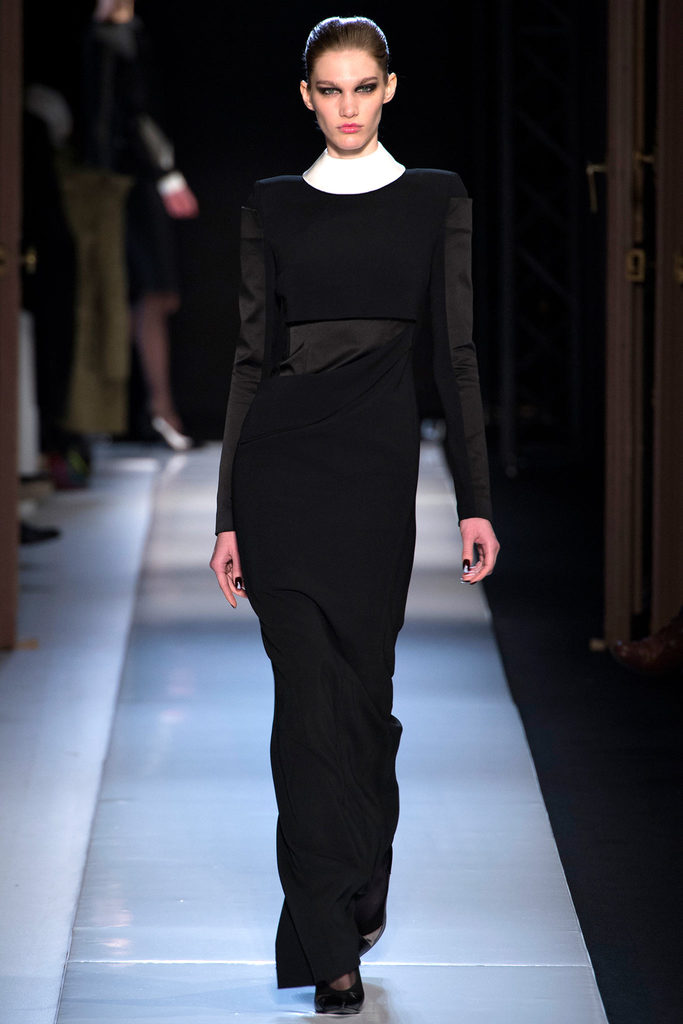 Roland Mouret 2013ﶬŮbϵУrbܣDƬ