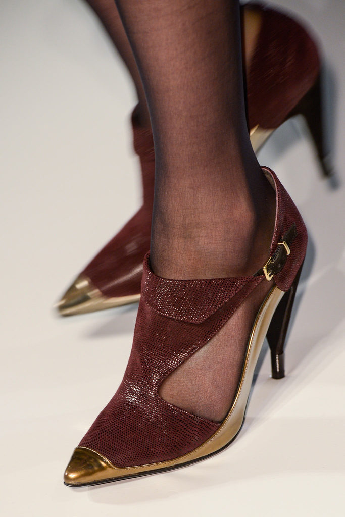 Roland Mouret 2013ﶬŮbϵУrbܣDƬ