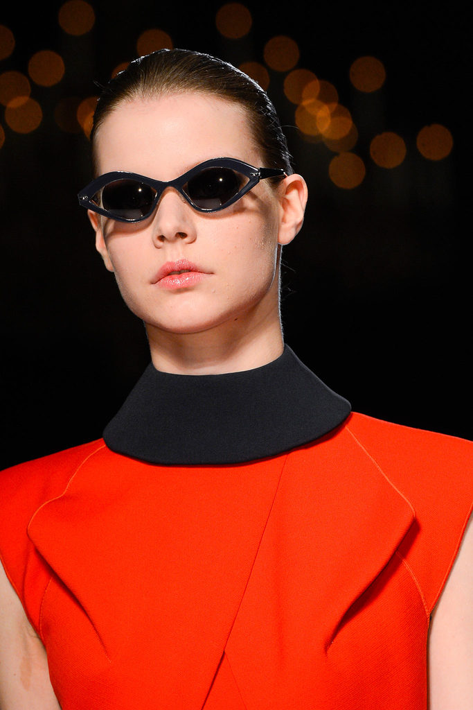 Roland Mouret 2013ﶬŮbϵУrbܣDƬ