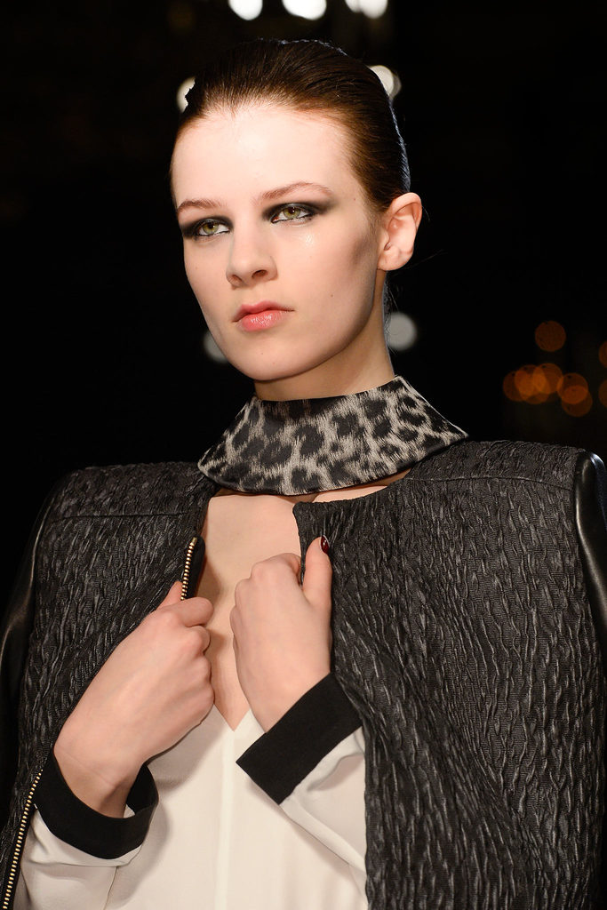 Roland Mouret 2013ﶬŮbϵУrbܣDƬ