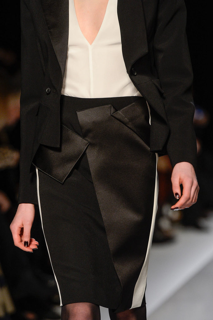 Roland Mouret 2013ﶬŮbϵУrbܣDƬ