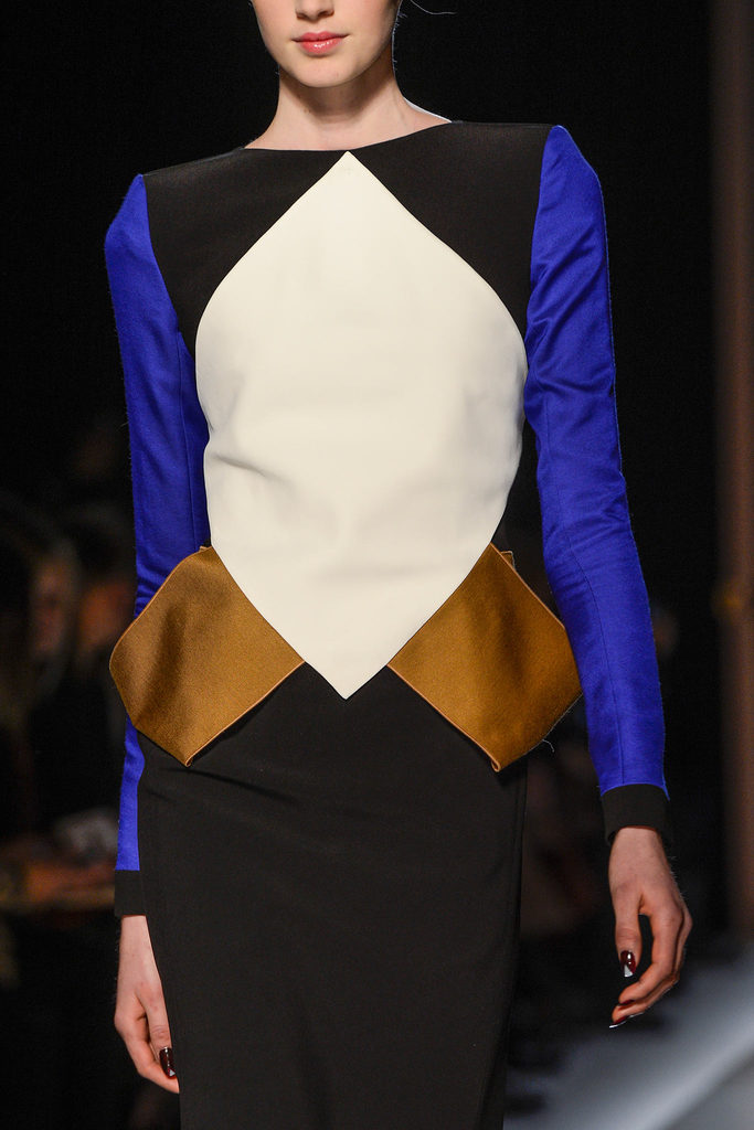 Roland Mouret 2013ﶬŮbϵУrbܣDƬ