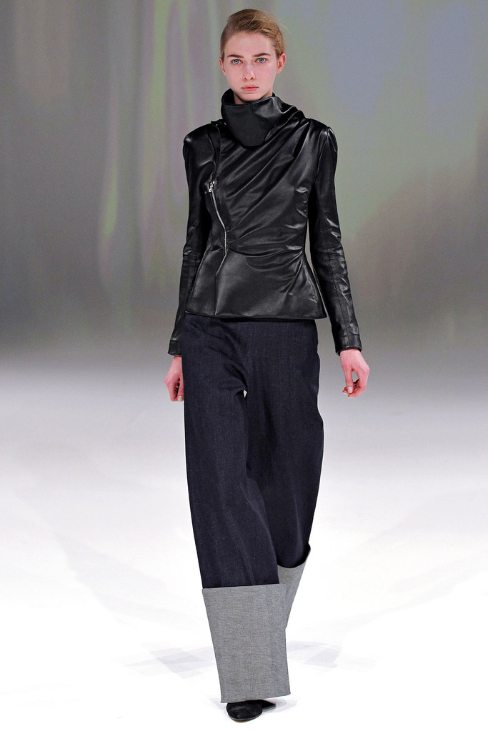 Chalayan 2013ﶬŮװϵУʱװܣͼƬ