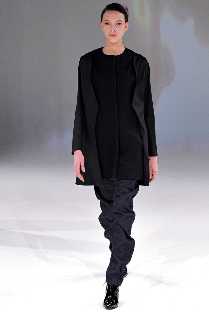 Chalayan 2013ﶬŮbϵУr(sh)bܣDƬ