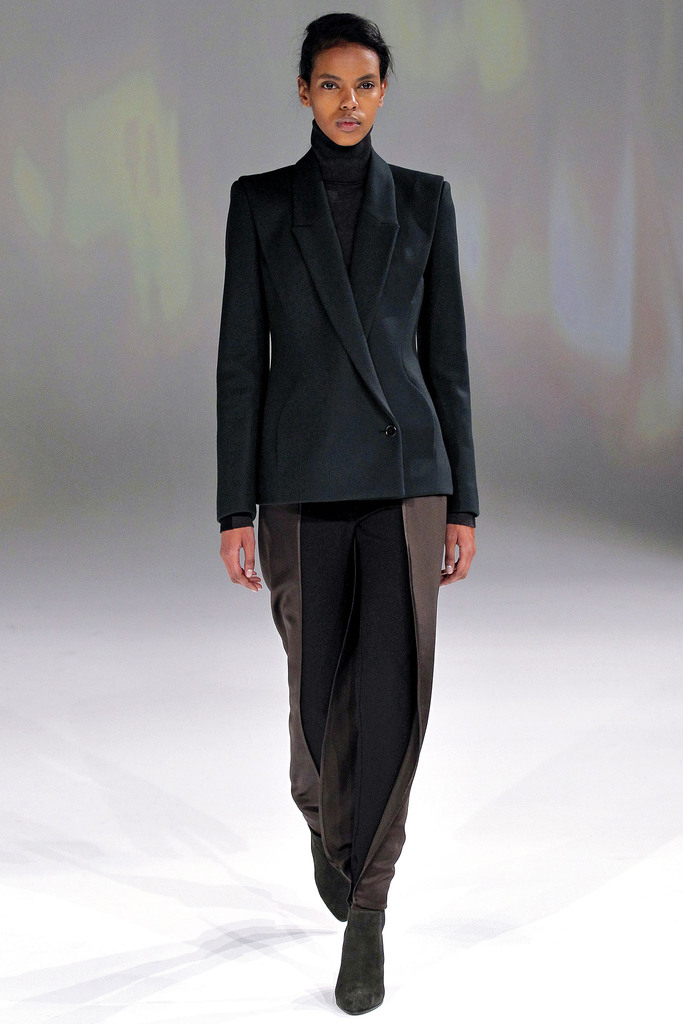 Chalayan 2013ﶬŮװϵУʱװܣͼƬ