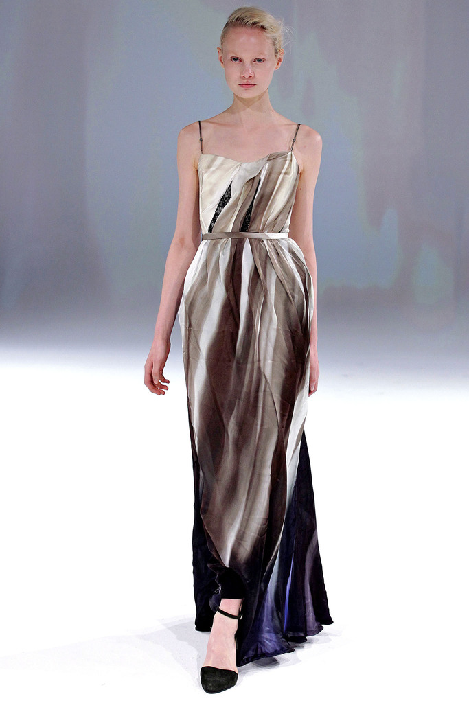 Chalayan 2013ﶬŮװϵУʱװܣͼƬ