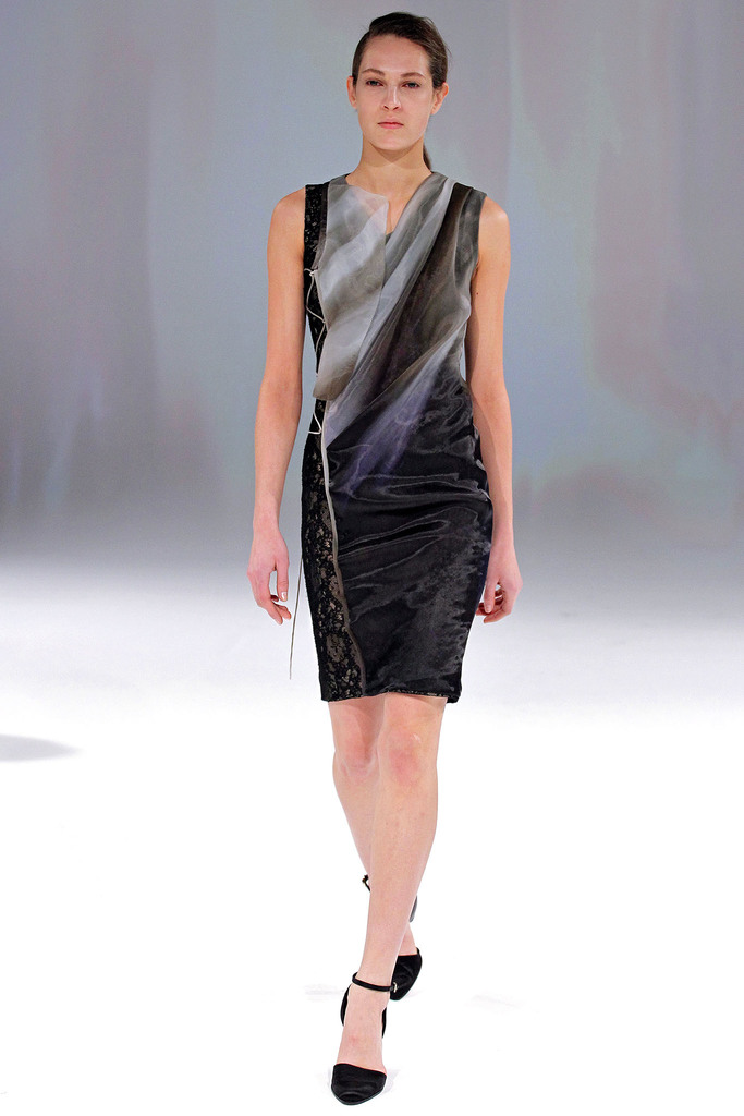 Chalayan 2013ﶬŮװϵУʱװܣͼƬ