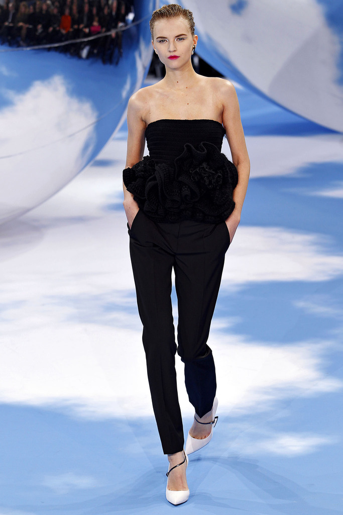 Christian Dior 2013ﶬŮװϵУʱװܣͼƬ