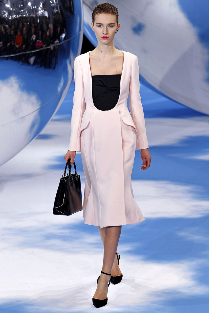 Christian Dior 2013ﶬŮװϵУʱװܣͼƬ