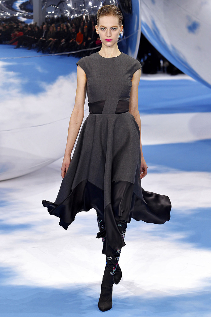 Christian Dior 2013ﶬŮװϵУʱװܣͼƬ