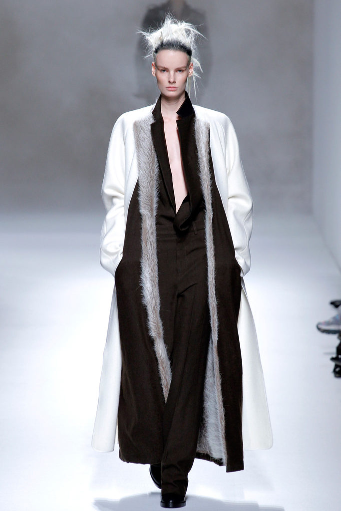 Haider Ackermann 2013ﶬŮbϵУrbܣDƬ