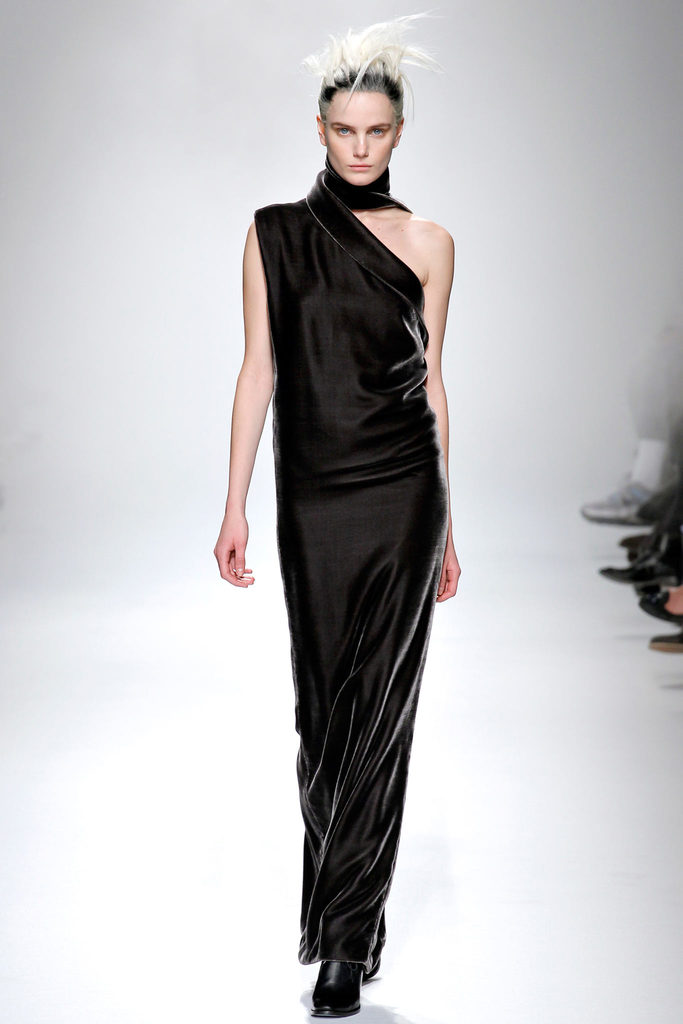 Haider Ackermann 2013ﶬŮװϵУʱװܣͼƬ