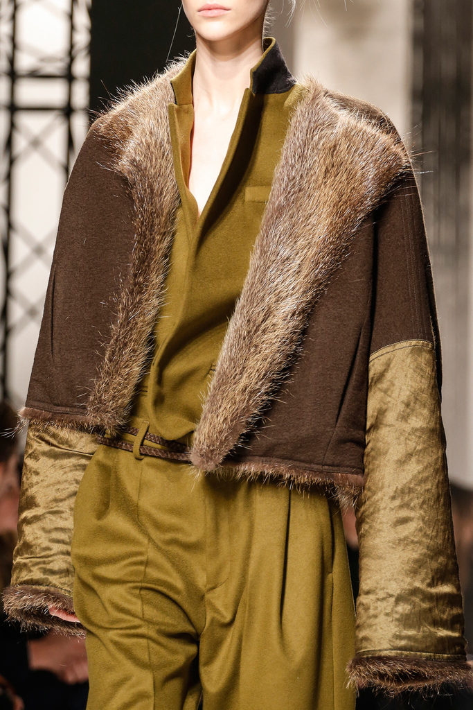 Haider Ackermann 2013�ﶬŮװϵ�У�����ʱװ�ܣ�����ͼƬ