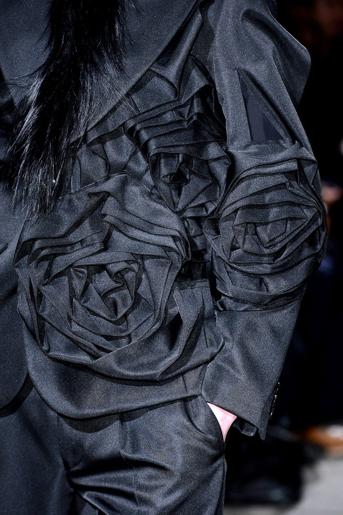 Comme Des Garcons 2013ﶬŮװϵУʱװܣͼƬ