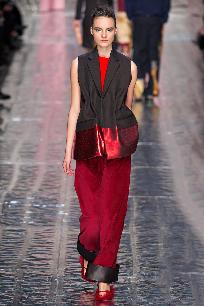 Acne Studios 2013ﶬŮbϵУrbܣDƬ