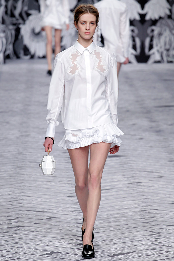 Viktor & Rolf 2013ﶬŮװϵУʱװܣͼƬ