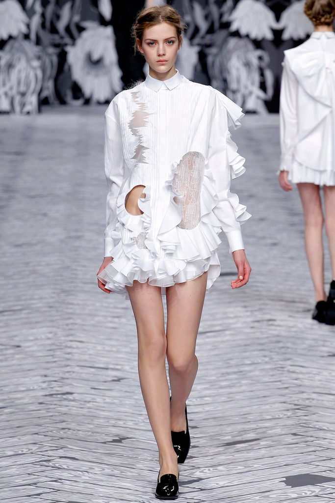 Viktor & Rolf 2013ﶬŮװϵУʱװܣͼƬ