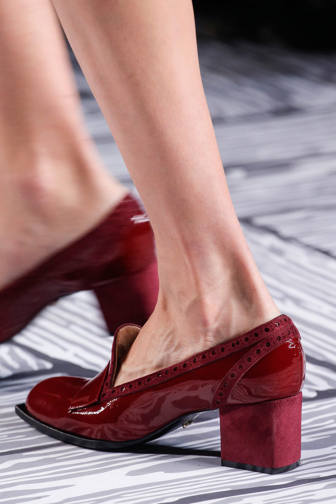 Viktor & Rolf 2013ﶬŮbϵУrbܣDƬ