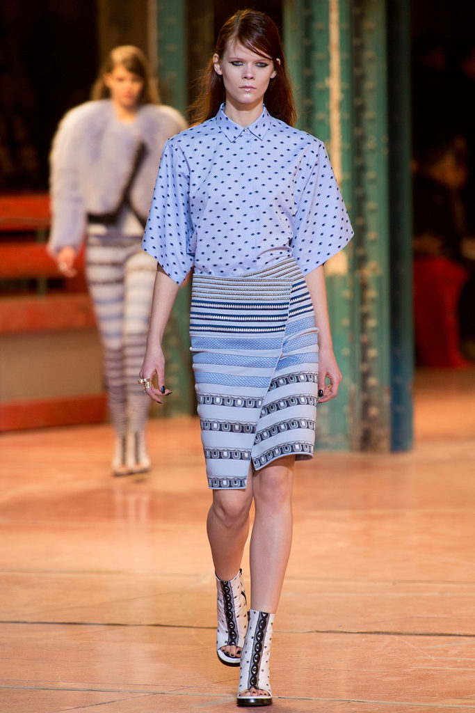 Kenzo 2013ﶬŮbϵУrbܣDƬ
