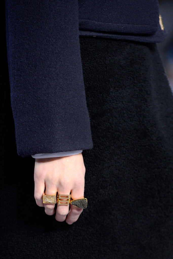 Chloe 2013ﶬŮbϵУrbܣDƬ