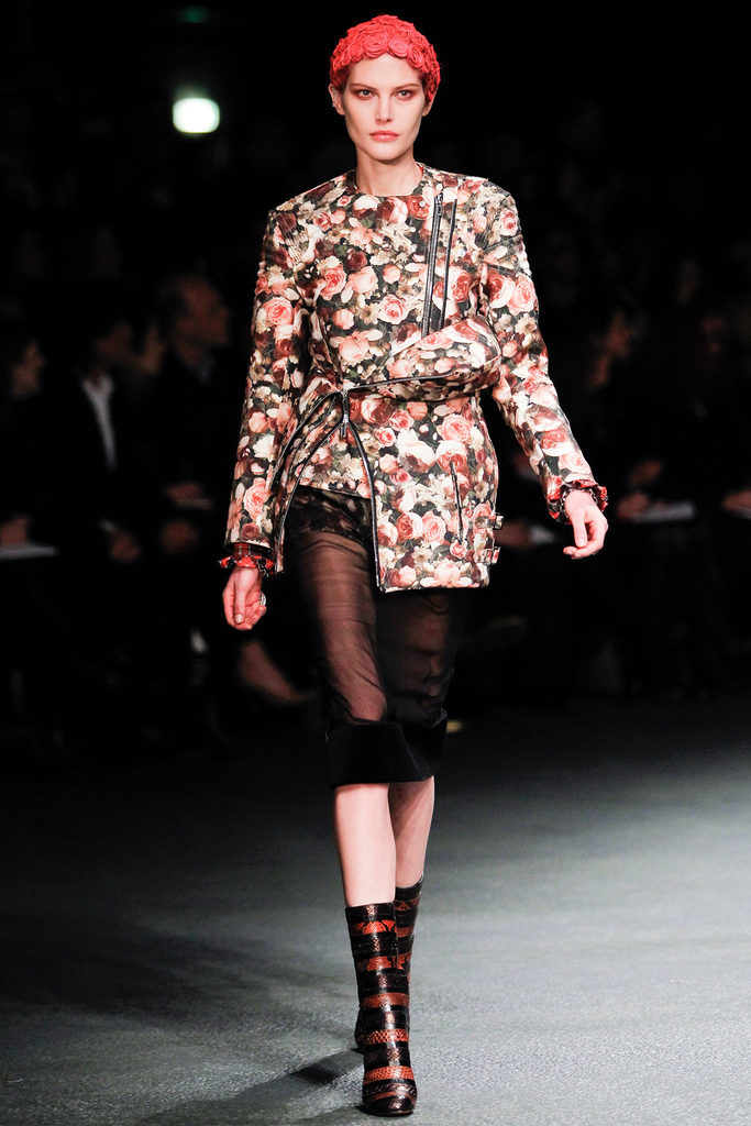 Givenchy 2013ﶬŮװϵУʱװܣͼƬ