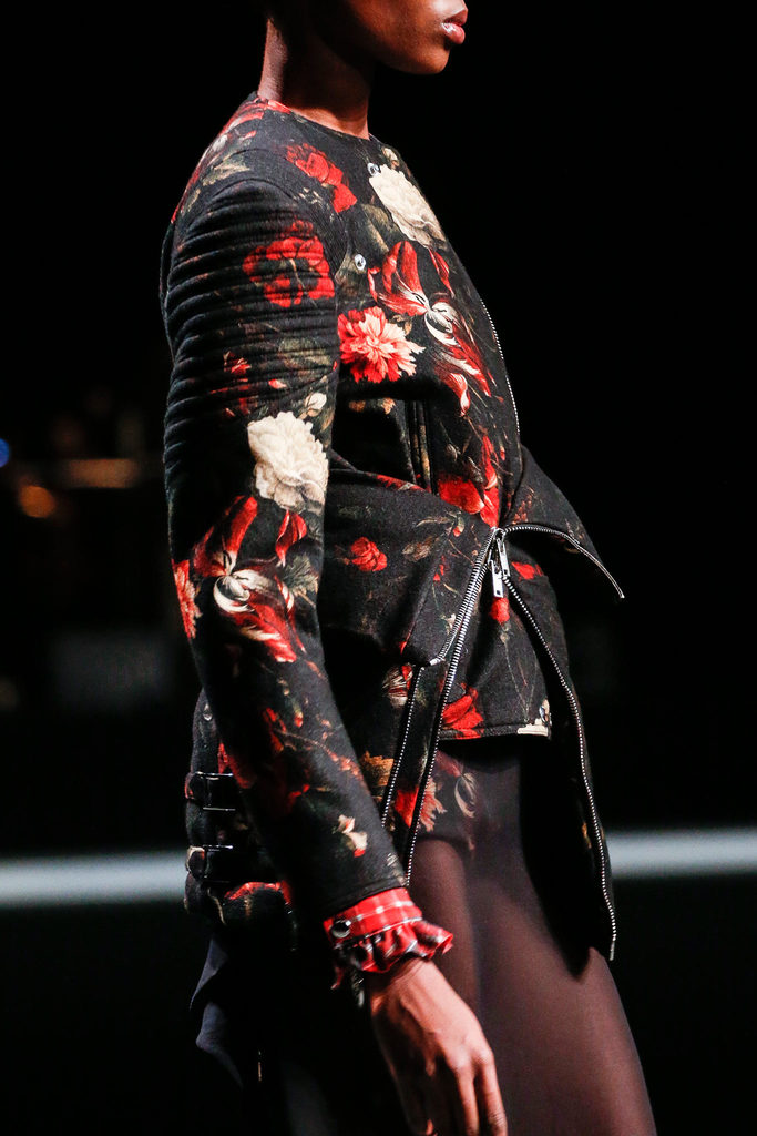 Givenchy 2013ﶬŮbϵУr(sh)bܣDƬ