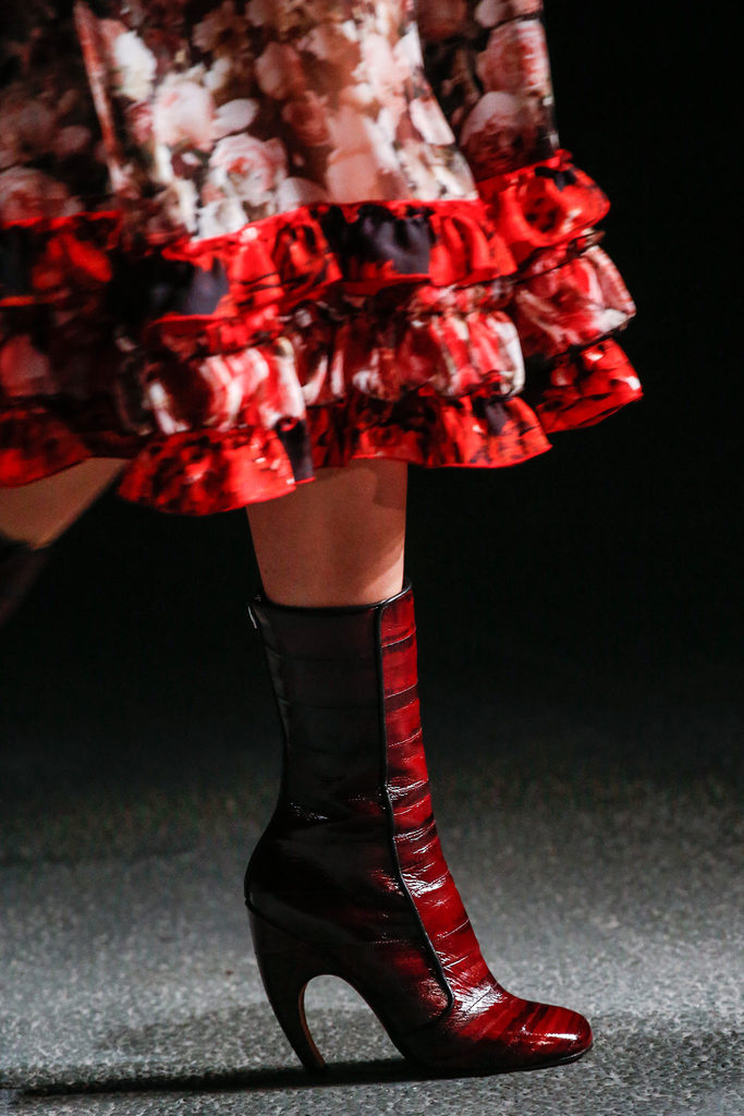 Givenchy 2013ﶬŮbϵУrbܣDƬ