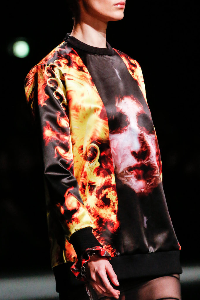Givenchy 2013ﶬŮbϵУrbܣDƬ
