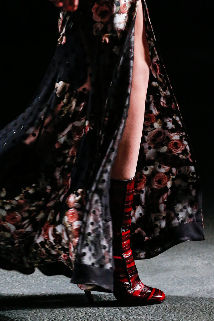 Givenchy 2013ﶬŮbϵУrbܣDƬ