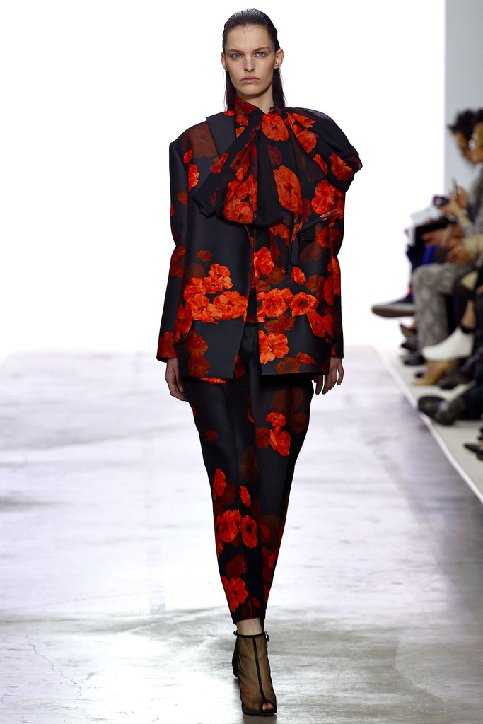 Giambattista Valli 2013ﶬŮװϵУʱװܣͼƬ