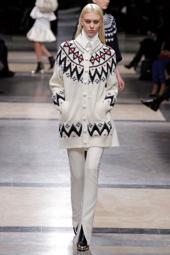 Sacai 2013ﶬŮbϵУrbܣDƬ