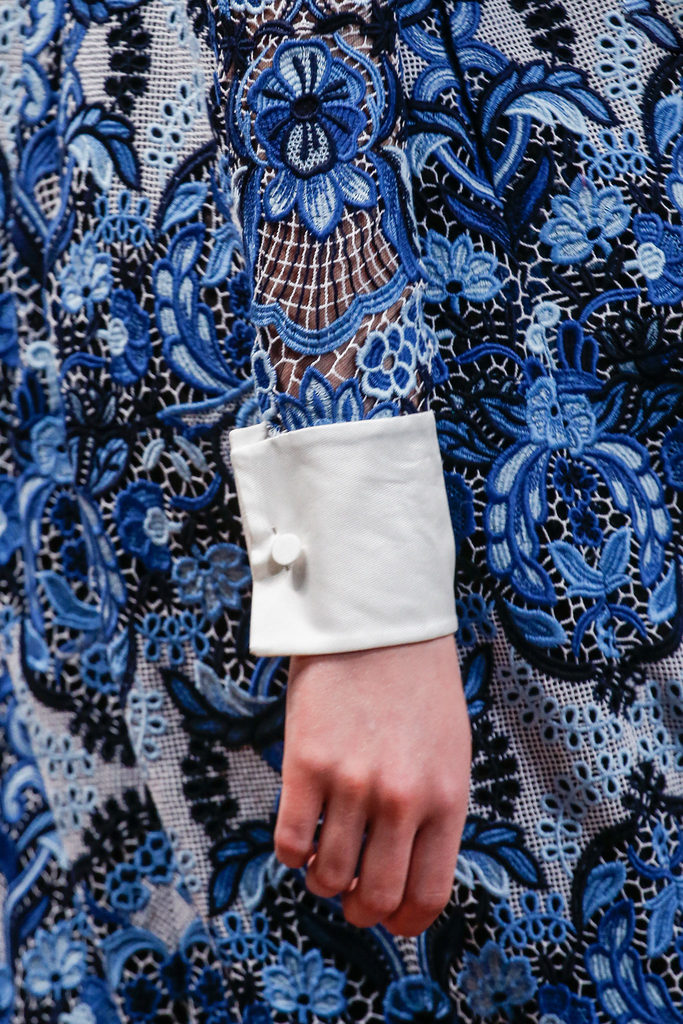 Valentino 2013ﶬŮbϵУr(sh)bܣDƬ