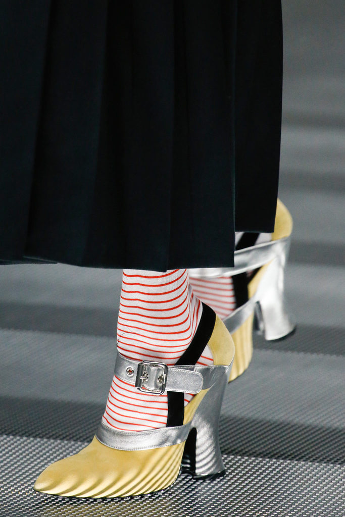 Miu Miu 2013ﶬŮbϵУrbܣDƬ