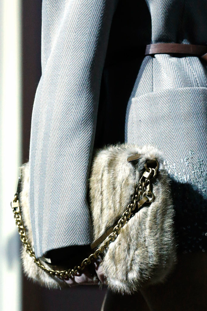 Louis Vuitton 2013ﶬŮbϵУr(sh)bܣDƬ