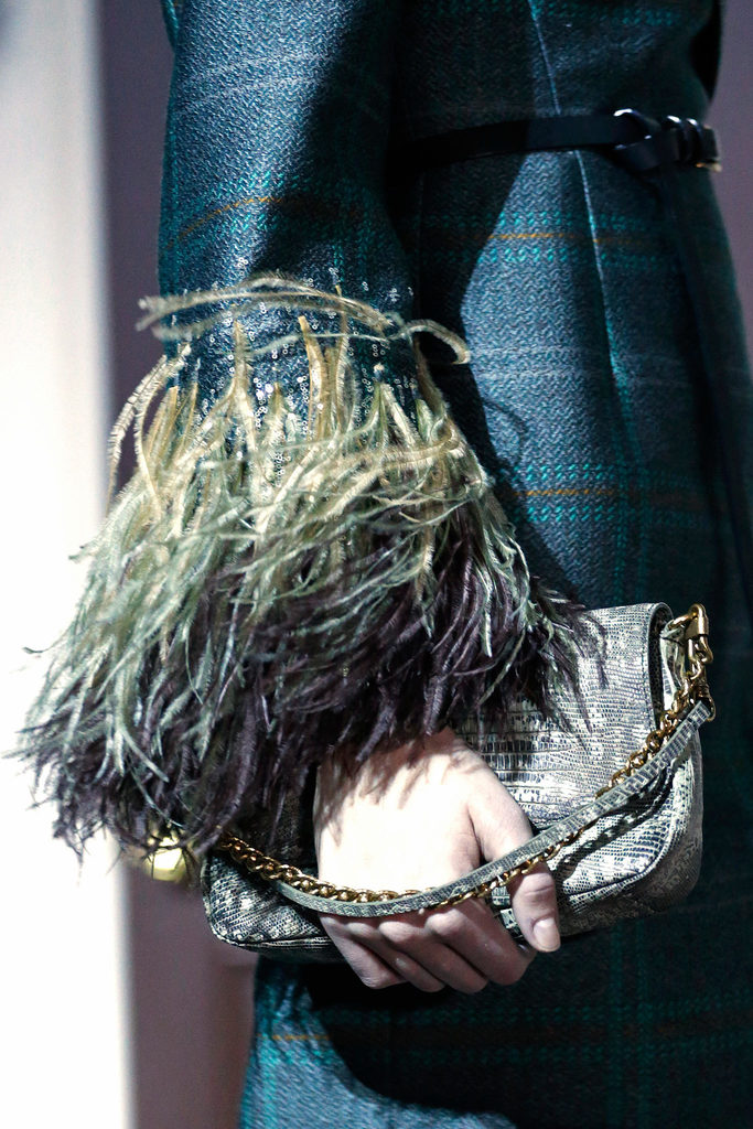 Louis Vuitton 2013ﶬŮbϵУr(sh)bܣDƬ